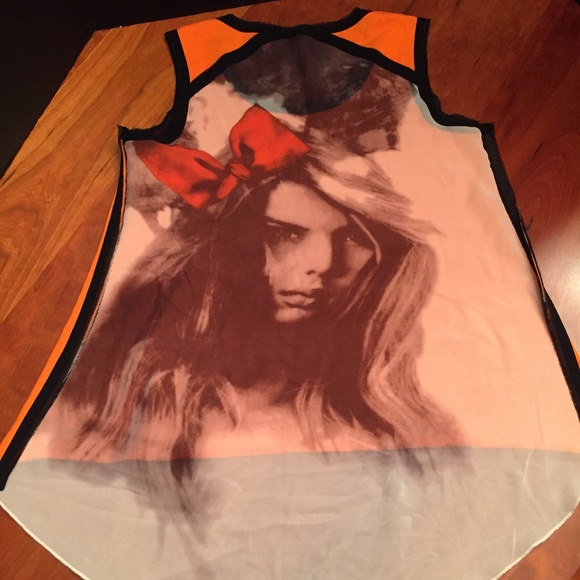 Guyu Orange Embellished Art Tank Top - M - NWT - Picture 1 of 4